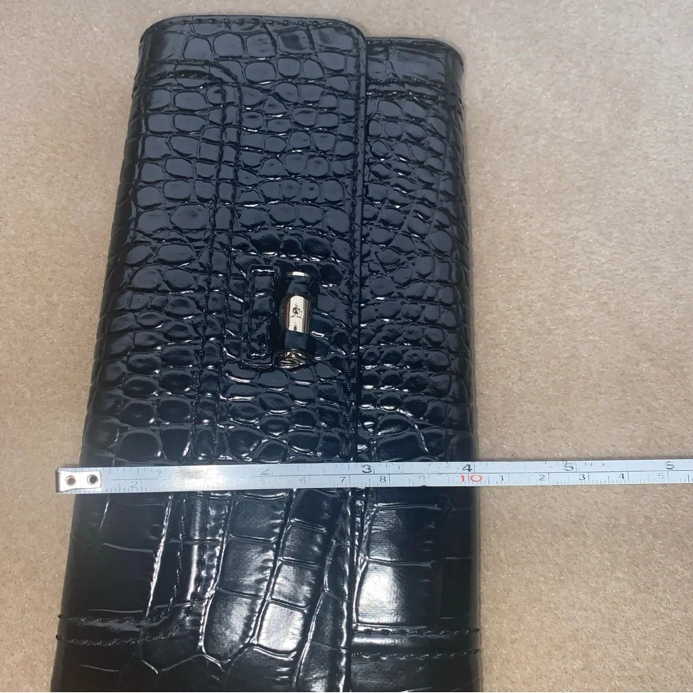 Liz‎ Claiborne Ladies Black Patent Croc Embossed Wallet
